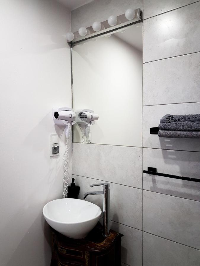 Topolove Rooms & Apartments 克拉科夫 外观 照片