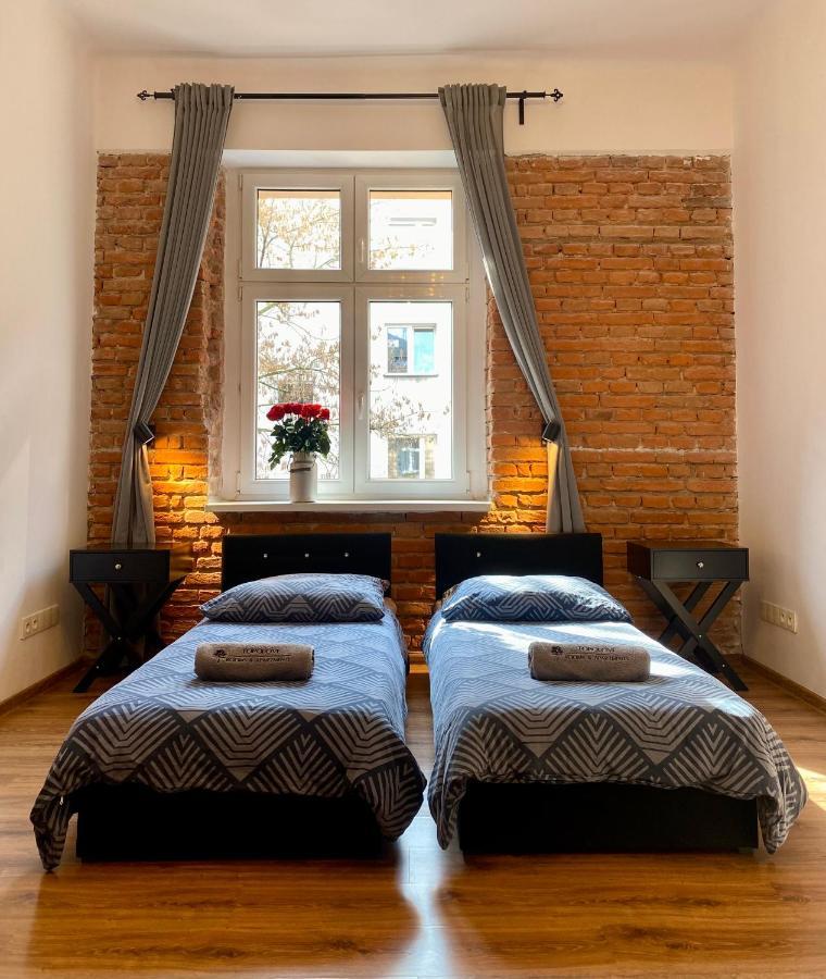 Topolove Rooms & Apartments 克拉科夫 外观 照片