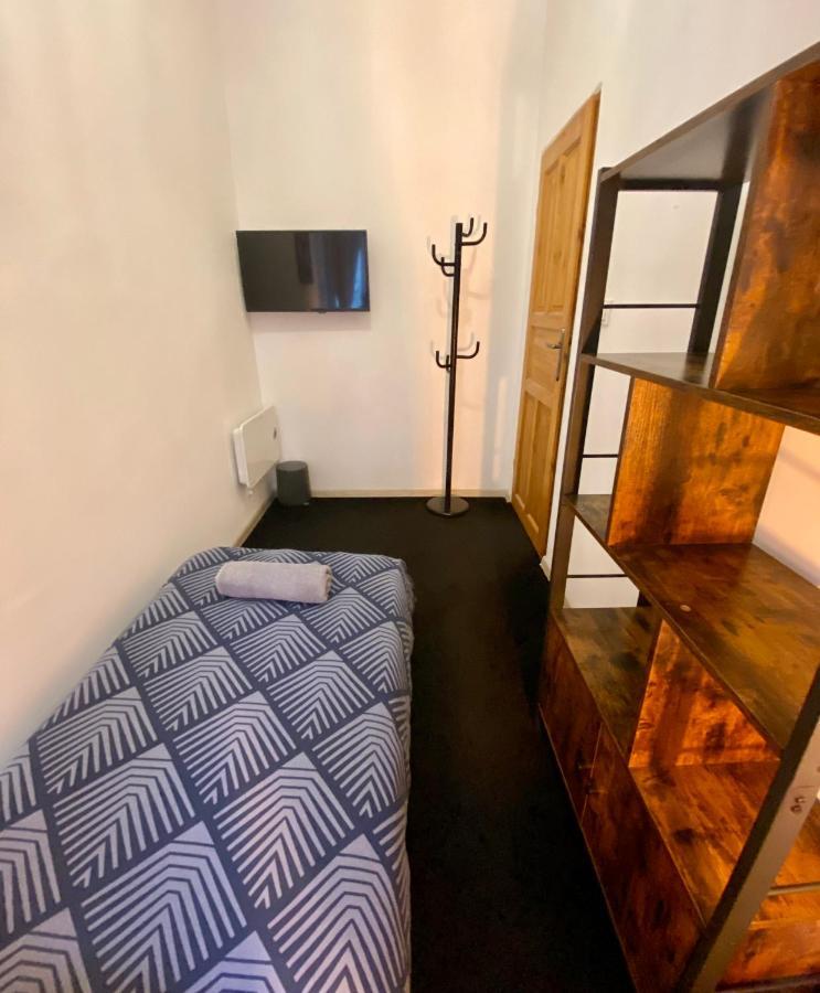 Topolove Rooms & Apartments 克拉科夫 外观 照片