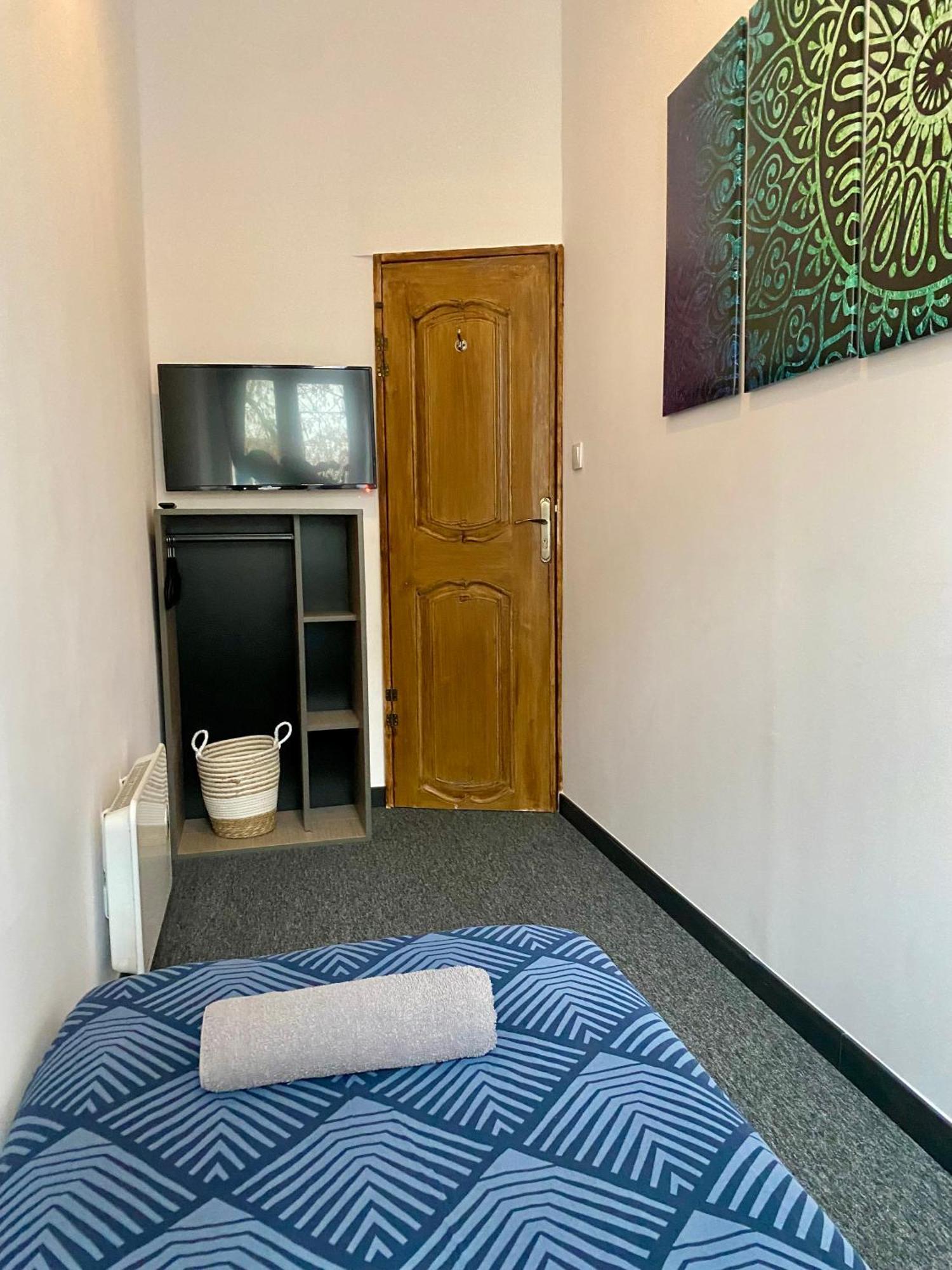 Topolove Rooms & Apartments 克拉科夫 外观 照片